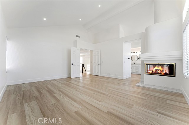 13381 Presidio Place, Tustin CA: https://media.crmls.org/medias/41363d67-b5f5-4bbe-8fbe-8d6950a9a7e5.jpg