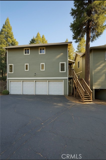 Detail Gallery Image 2 of 6 For 196 114 Rockledge Ln, Lake Arrowhead,  CA 92352 - 2 Beds | 1/1 Baths