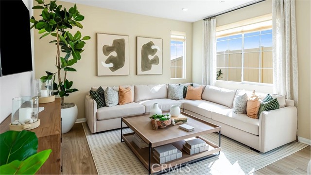 Detail Gallery Image 4 of 18 For 1678 Phantom Ln, Rialto,  CA 92376 - 4 Beds | 3 Baths