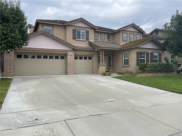 6134 Risingstar Dr, Eastvale, CA 92880