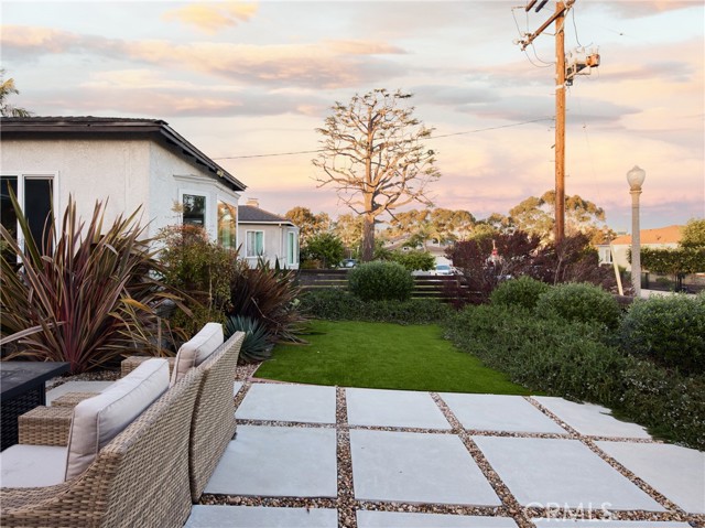 Detail Gallery Image 24 of 27 For 7413 Naylor, Los Angeles,  CA 90045 - 3 Beds | 2/1 Baths