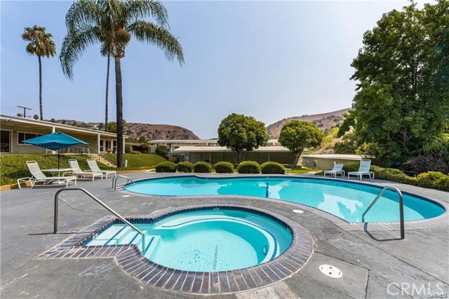 Detail Gallery Image 15 of 18 For 5700 Carbon Canyon Rd #61,  Brea,  CA 92823 - 3 Beds | 2 Baths