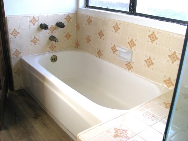Detail Gallery Image 31 of 72 For 10451 Ormond St, Shadow Hills,  CA 91040 - 3 Beds | 2/1 Baths