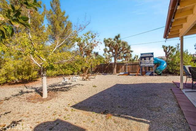 Detail Gallery Image 29 of 39 For 57886 El Dorado Dr, Yucca Valley,  CA 92284 - 3 Beds | 2 Baths