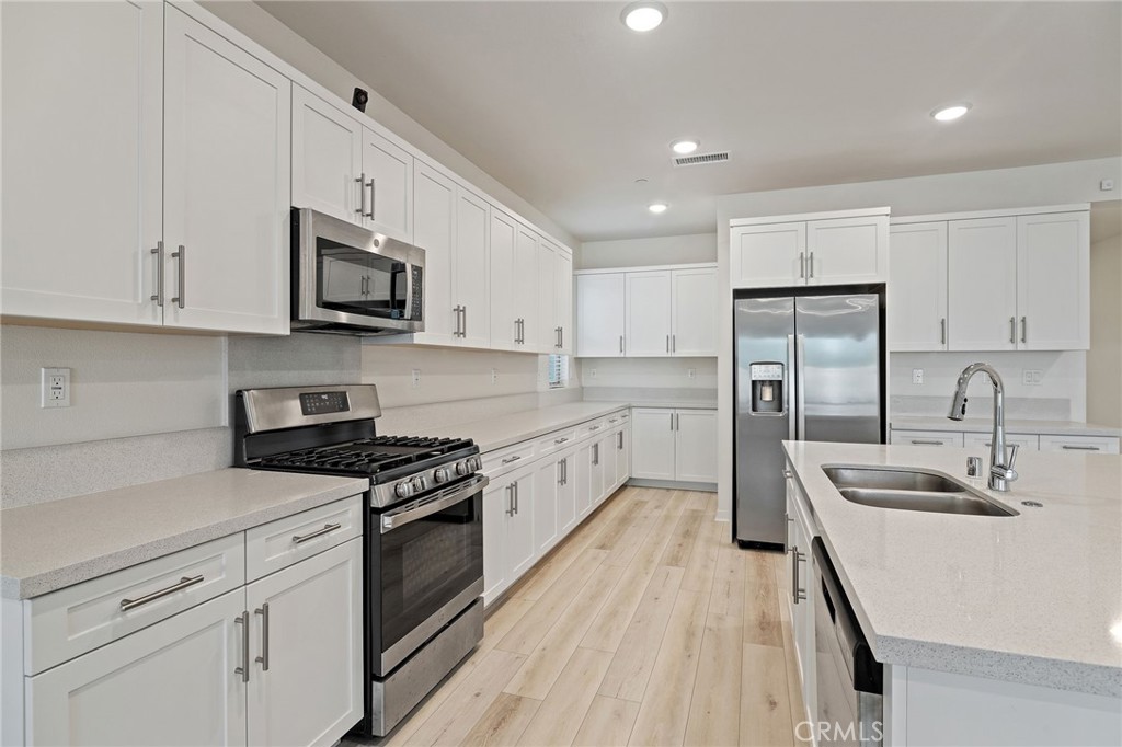 MLS #AR25084914 img 8