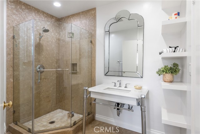 Detail Gallery Image 27 of 44 For 301 Yarmouth, Palos Verdes Estates,  CA 90274 - 4 Beds | 2 Baths