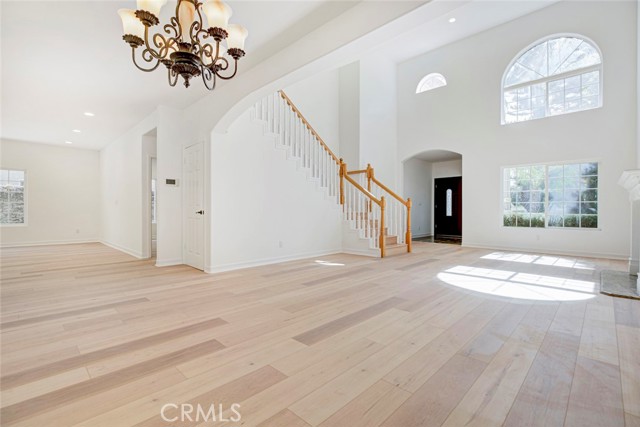 Detail Gallery Image 12 of 59 For 15121 Marlin Pl, Van Nuys,  CA 91405 - 4 Beds | 3 Baths