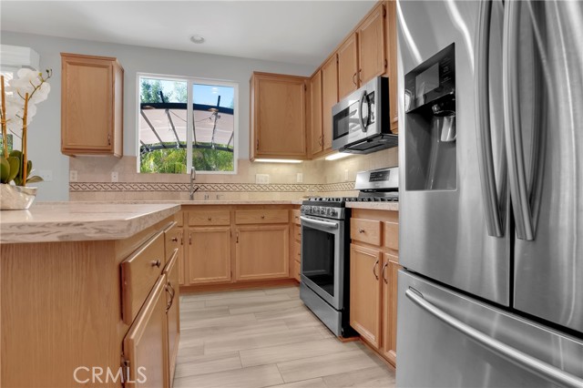 38209 Talavera Court, Murrieta CA: https://media.crmls.org/medias/413c2969-7056-4c6d-9033-0c62b5bec8f0.jpg