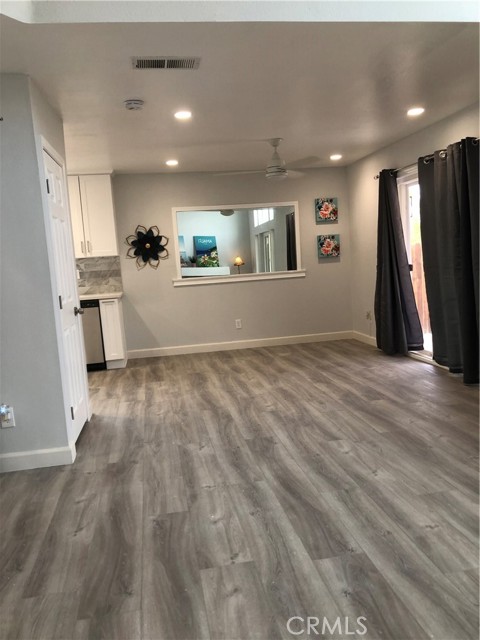 Detail Gallery Image 11 of 20 For 13333 Fox Run Rd, Victorville,  CA 92392 - 3 Beds | 2/1 Baths