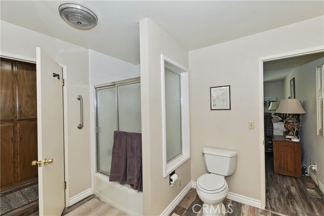 Detail Gallery Image 20 of 57 For 1249 Yellowstone Dr, Lake Arrowhead,  CA 92352 - 5 Beds | 3/2 Baths