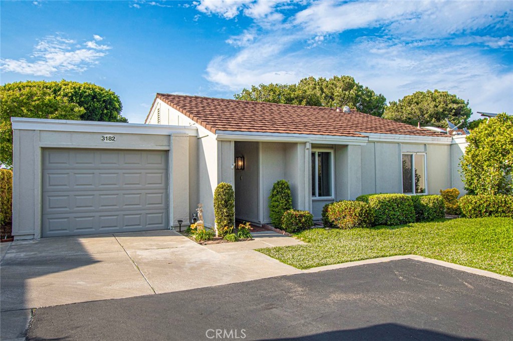 3182 Alta Vista #A