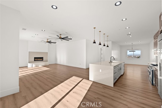 Detail Gallery Image 35 of 72 For 17840 Talisman St, Hesperia,  CA 92345 - 4 Beds | 3/1 Baths