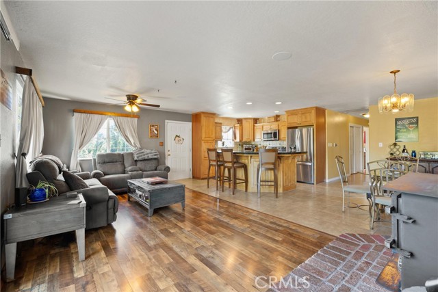 Detail Gallery Image 4 of 28 For 6366 Scripps, Magalia,  CA 95954 - 3 Beds | 2 Baths