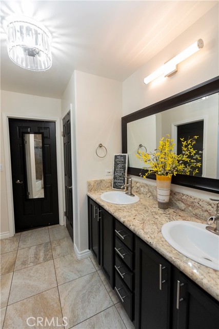 Detail Gallery Image 22 of 29 For 12307 Fairburn Way, Bakersfield,  CA 93312 - 4 Beds | 2 Baths