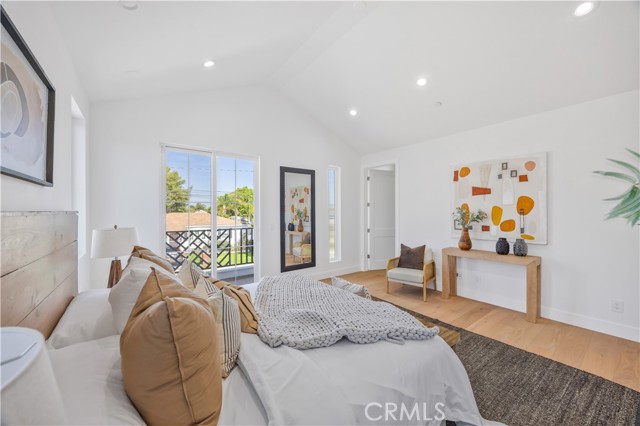 2420 Ives Lane, Redondo Beach, California 90278, 4 Bedrooms Bedrooms, ,3 BathroomsBathrooms,Residential,For Sale,Ives,SB25133700
