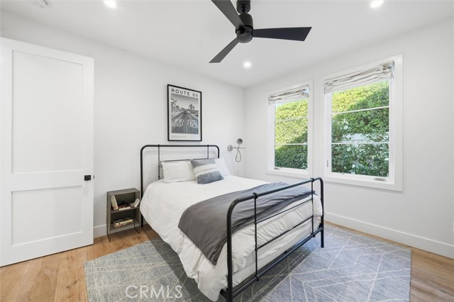 Detail Gallery Image 18 of 38 For 2848 Carob, Newport Beach,  CA 92660 - 5 Beds | 4/1 Baths