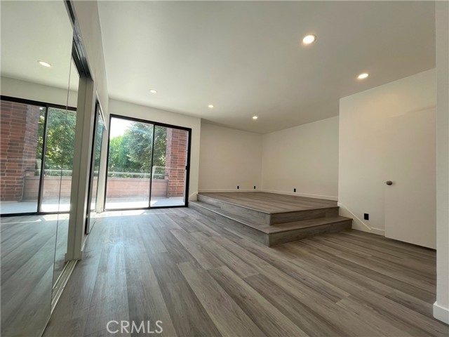 4640 Glencoe Avenue, Marina del Rey CA: https://media.crmls.org/medias/41407a09-0158-443b-a10b-c31294d3b117.jpg