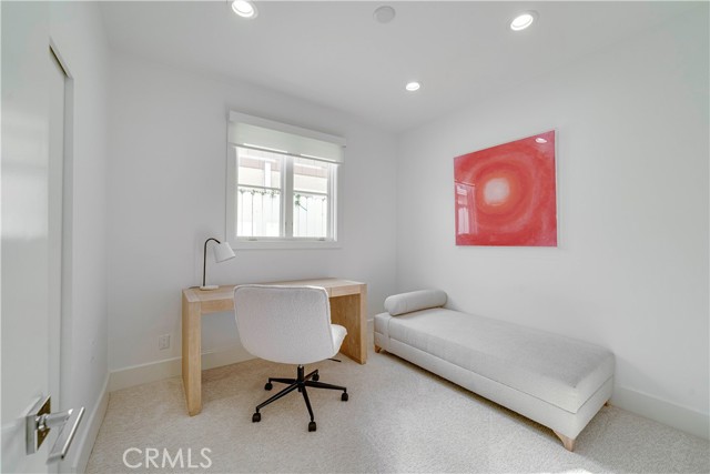 Detail Gallery Image 24 of 67 For 608 Heliotrope, Corona Del Mar,  CA 92625 - 4 Beds | 4 Baths