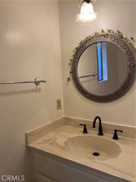 735 Arcadia Avenue, Arcadia CA: https://media.crmls.org/medias/4140a2dc-2a97-43c2-8a98-9c71fe4ef134.jpg