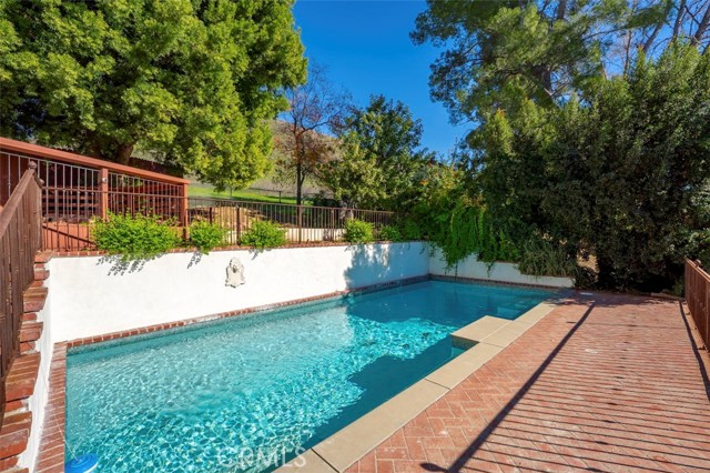 Detail Gallery Image 31 of 36 For 6553 Smoke Tree Ave, Oak Park,  CA 91377 - 3 Beds | 2 Baths