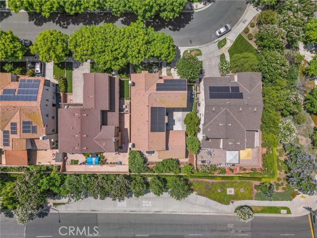 3943 E Lindenwood Drive, Ontario CA: https://media.crmls.org/medias/41412933-2238-4ede-84e7-5066a61cb972.jpg