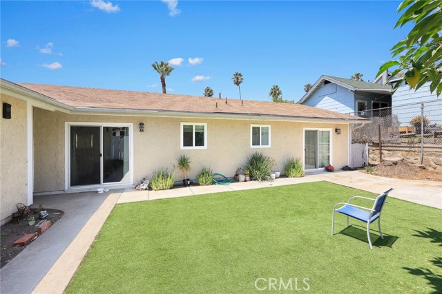 1385 N Marengo Avenue, Pasadena CA: https://media.crmls.org/medias/414214ed-0799-4811-9647-29782b3410db.jpg