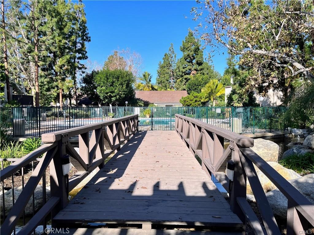 MLS #OC25162222 img 33