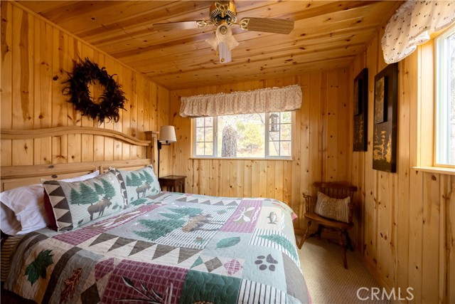 43897 Yosemite Drive, Big Bear Lake CA: https://media.crmls.org/medias/41429fb8-5a26-49f3-8650-51e9d62c795b.jpg