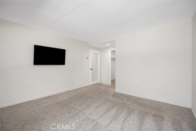 3311 Via Carrizo, Laguna Woods CA: https://media.crmls.org/medias/4142ff25-2b6e-4efc-a6ff-477f680247de.jpg