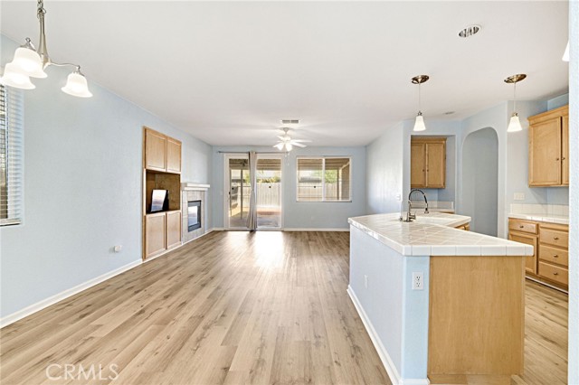 Detail Gallery Image 9 of 34 For 1049 Stanford, Madera,  CA 93637 - 3 Beds | 2 Baths