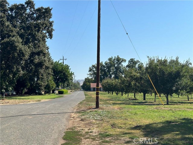 24365 Oklahoma Avenue, Red Bluff CA: https://media.crmls.org/medias/4145c0ab-7159-4134-b141-40015fa95acd.jpg