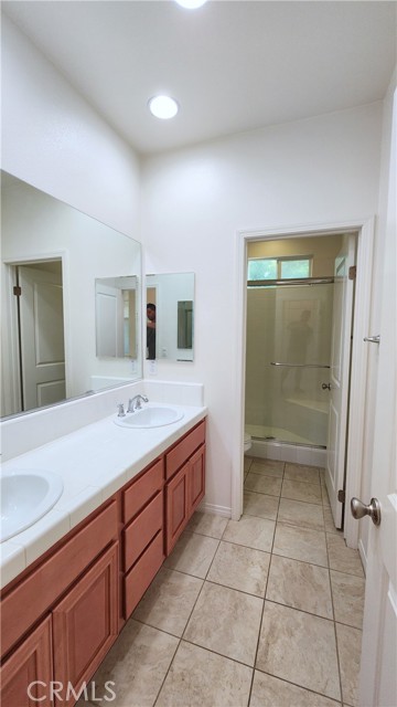Detail Gallery Image 22 of 29 For 8387 Fall Creek Dr, Corona,  CA 92880 - 4 Beds | 2/1 Baths
