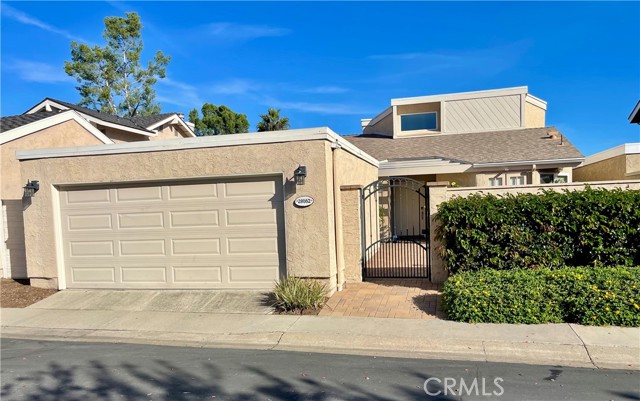 Front Image Thumbnail for CROC25267737