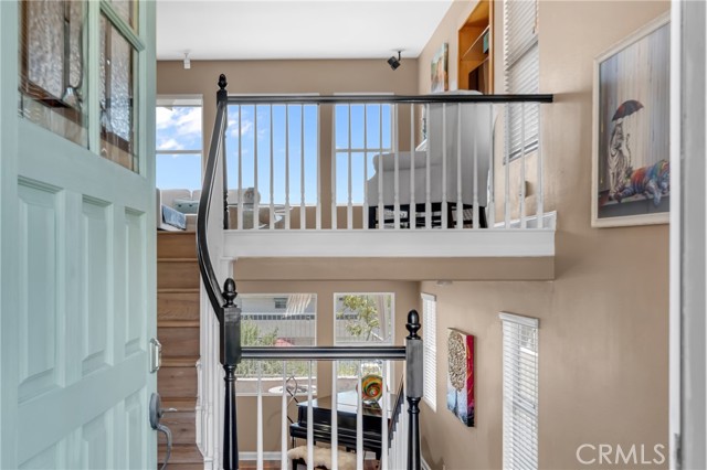 Detail Gallery Image 4 of 74 For 2340 Monte Verde Dr, Signal Hill,  CA 90755 - 3 Beds | 3 Baths