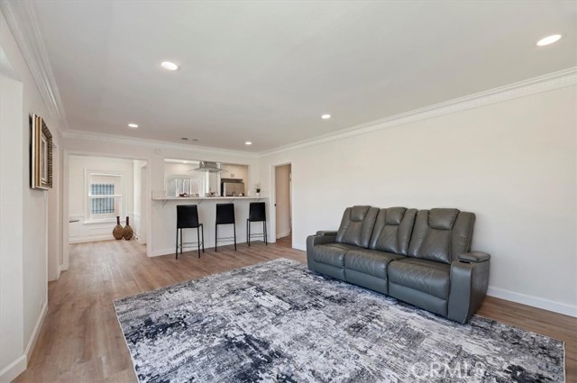 Detail Gallery Image 10 of 26 For 2816 W 84th, Inglewood,  CA 90305 - 4 Beds | 4 Baths