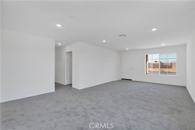Detail Gallery Image 8 of 33 For 10110 Kemper Ave, Adelanto,  CA 92301 - 4 Beds | 2/1 Baths