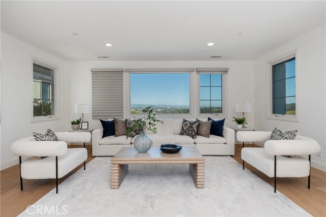 104 Scenic Crest, Irvine CA: https://media.crmls.org/medias/41497633-a68b-474c-9da4-f0021e63cd2e.jpg