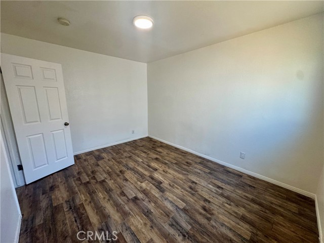 Detail Gallery Image 6 of 6 For 11536 Cimarron Ave, Hawthorne,  CA 90250 - 3 Beds | 2 Baths