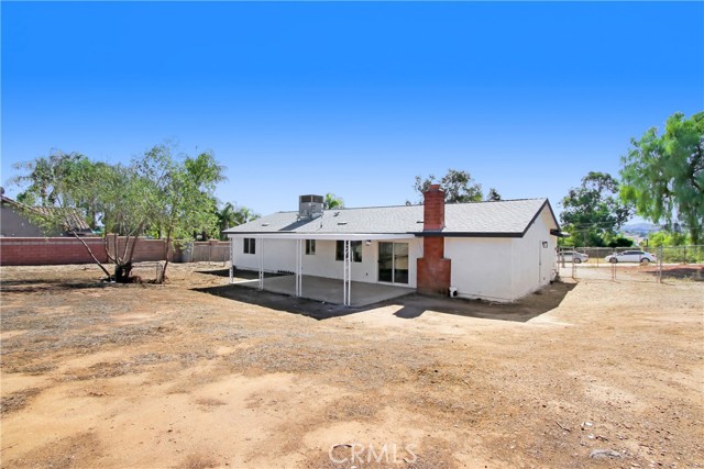 Detail Gallery Image 22 of 24 For 18920 Nandina, Riverside,  CA 92508 - 4 Beds | 2 Baths