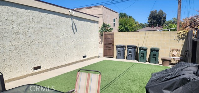 3350 Myrtle Avenue, Signal Hill CA: https://media.crmls.org/medias/4149efad-1154-4dcc-a0c5-565e1a1fe4f2.jpg