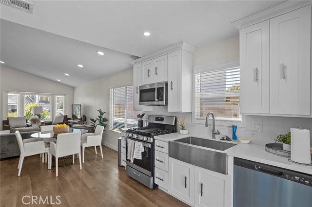 Detail Gallery Image 10 of 30 For 23020 Mansfield Ln, Moreno Valley,  CA 92557 - 3 Beds | 2 Baths