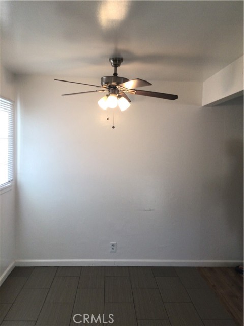 Detail Gallery Image 7 of 16 For 1202 W Lumber, Lancaster,  CA 93534 - 2 Beds | 1 Baths