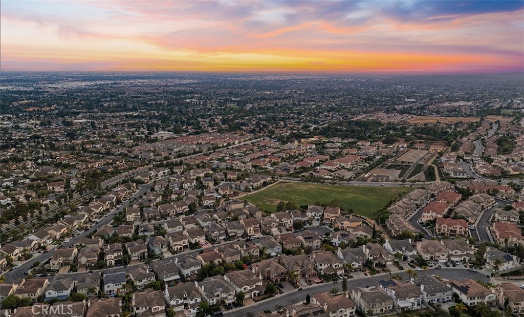 https://media.crmls.org/medias/414a5d60-3344-458f-837f-007a0965bf85.jpg?preset=X-Large