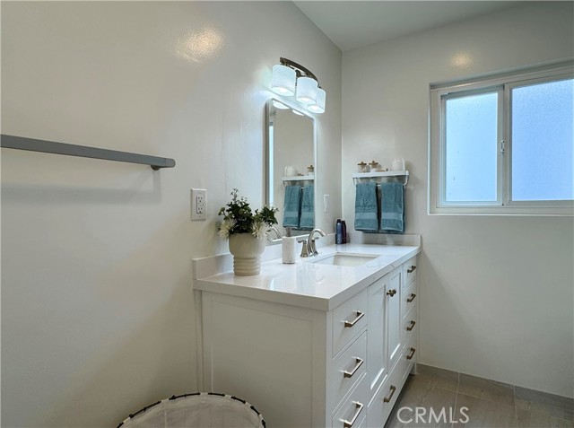 Detail Gallery Image 13 of 22 For 801 E 1st St #15,  Long Beach,  CA 90802 - 1 Beds | 1 Baths