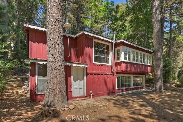 Detail Gallery Image 7 of 30 For 985 Coulter Pine Rd, Crestline,  CA 92325 - 2 Beds | 1 Baths