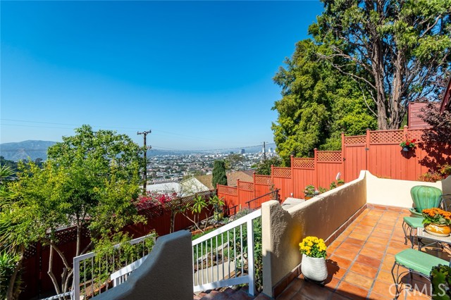 Detail Gallery Image 48 of 58 For 1404 Corona Dr, Glendale,  CA 91205 - 4 Beds | 2/1 Baths