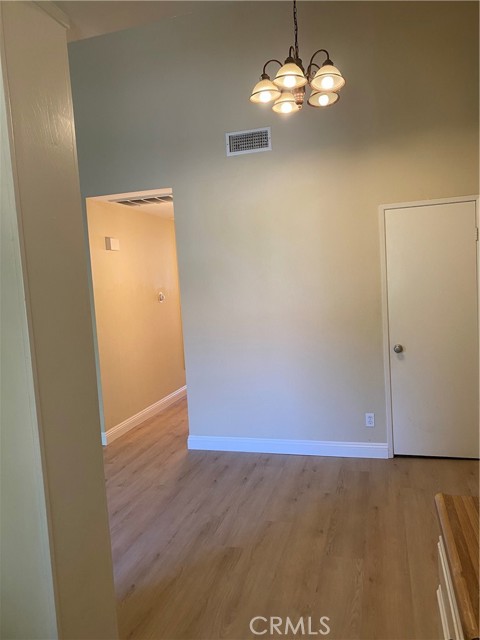 27979 Sarabande Lane, Canyon Country CA: https://media.crmls.org/medias/414c638a-134d-4918-80fe-225b71293cb7.jpg
