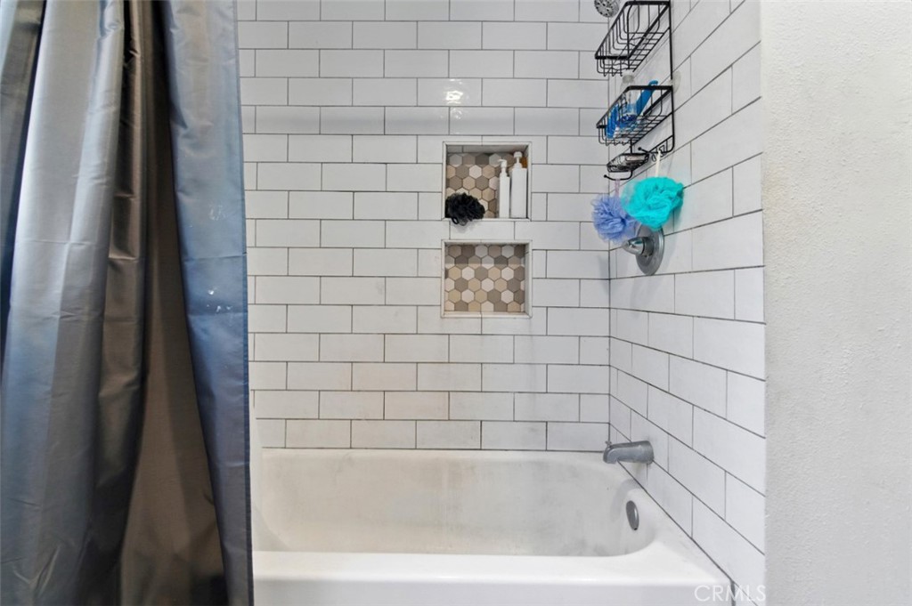 414e2d69 1b27 4367 A56f B82aef0cceb4