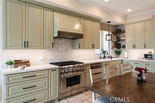 351 30th Street, Hermosa Beach, California 90254, 4 Bedrooms Bedrooms, ,3 BathroomsBathrooms,Residential,For Sale,30th,SB25124501