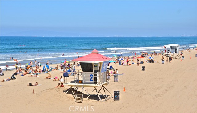 Detail Gallery Image 36 of 37 For 18301 Patterson Lane #3,  Huntington Beach,  CA 92646 - 2 Beds | 1/1 Baths